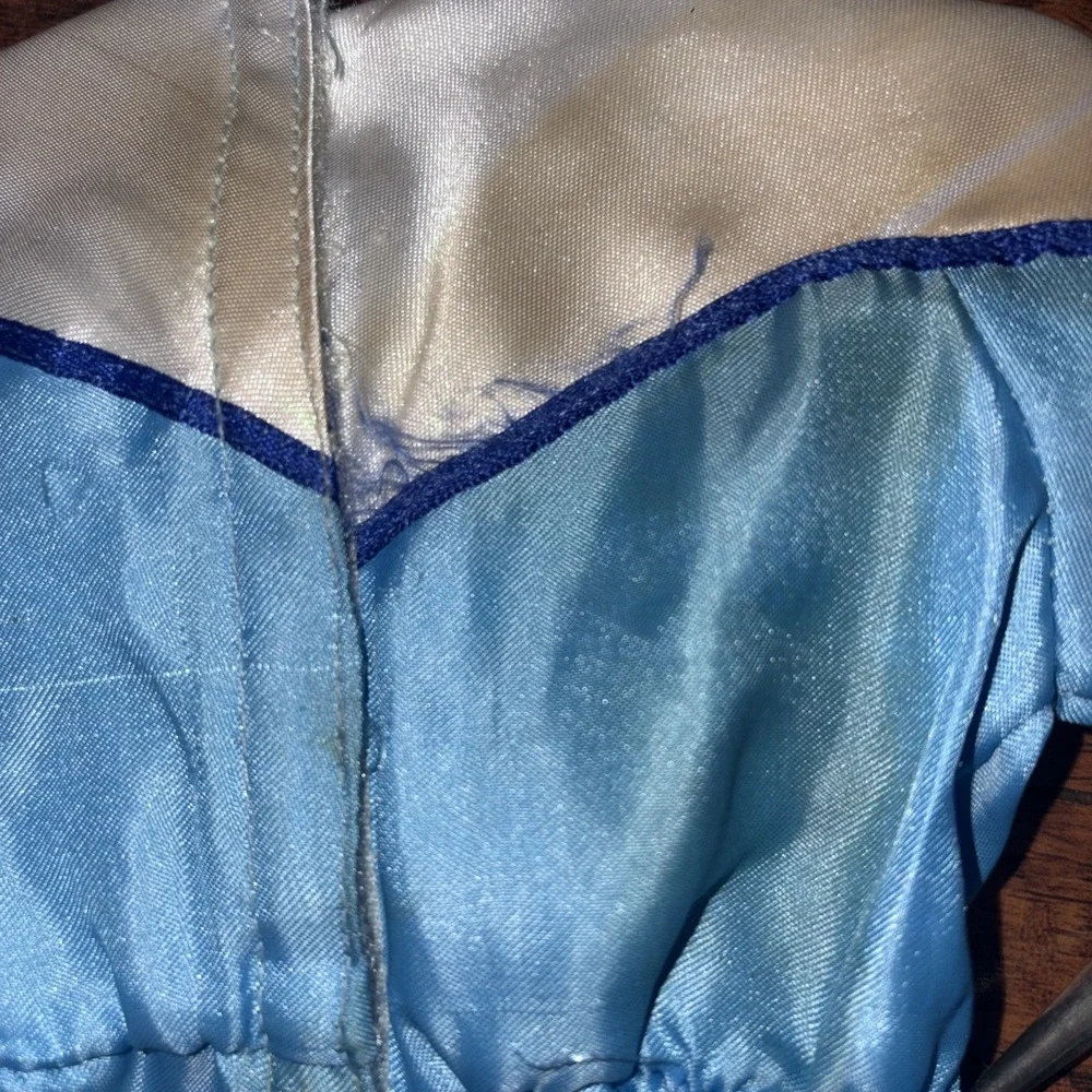American Girl AG  Retired Kaya JINGLE DRESS OF TODAY 18